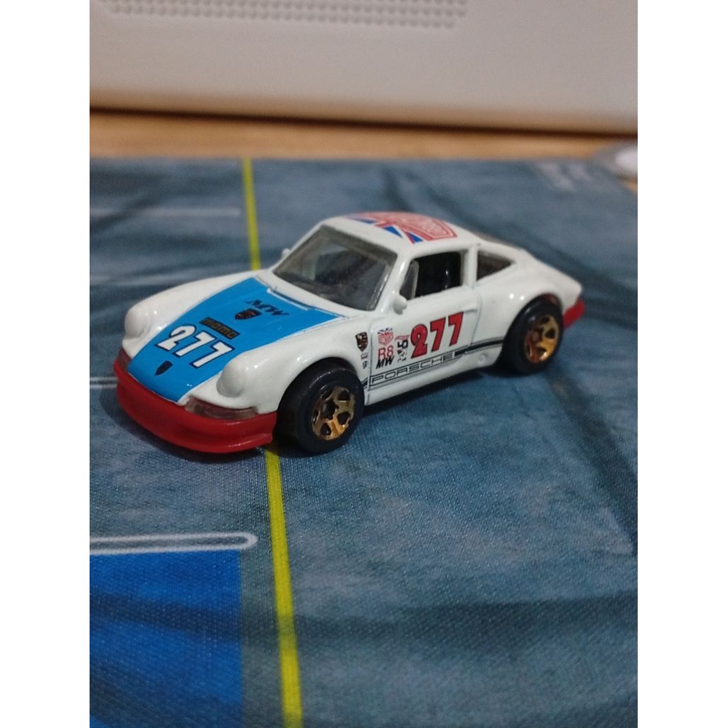 hotwheels 71 porsche 911
