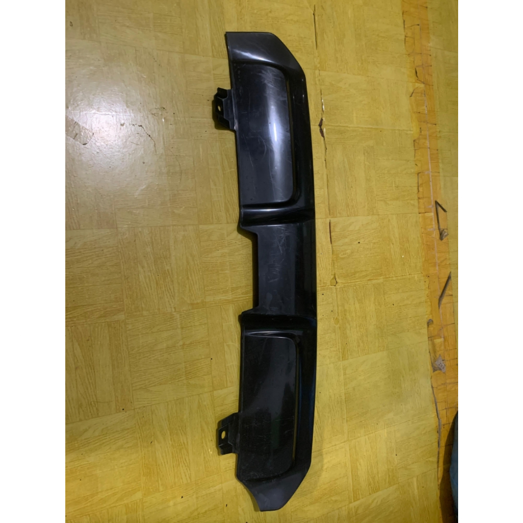 Bodi Kit Garnish Belakang Honda BRV E 1.5 N7X Thn 2022-2024 Original Bahan