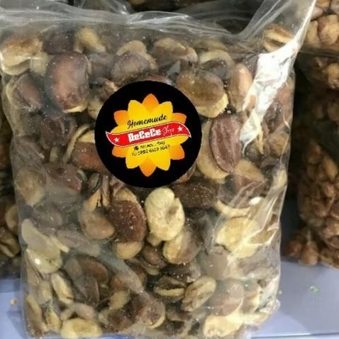 Kacang Koro Kulit / Kacang Mete Kulit / DeCeCe Shop