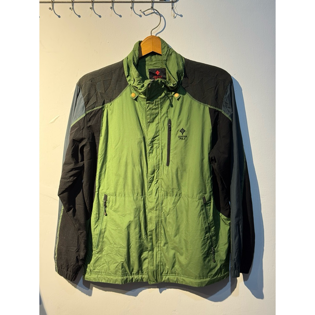 center pole original