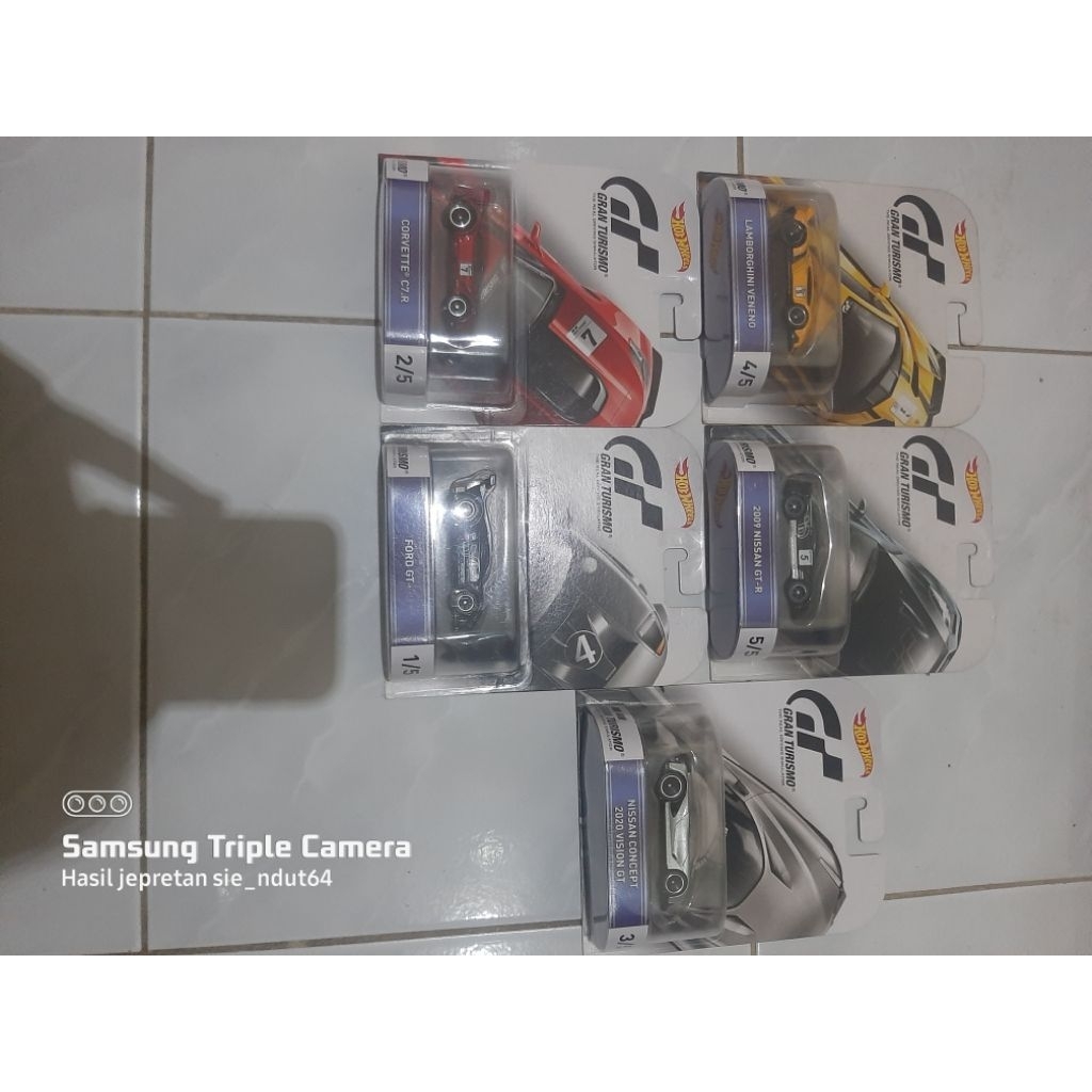 Hotwheels premium GRAN TURISMO SET