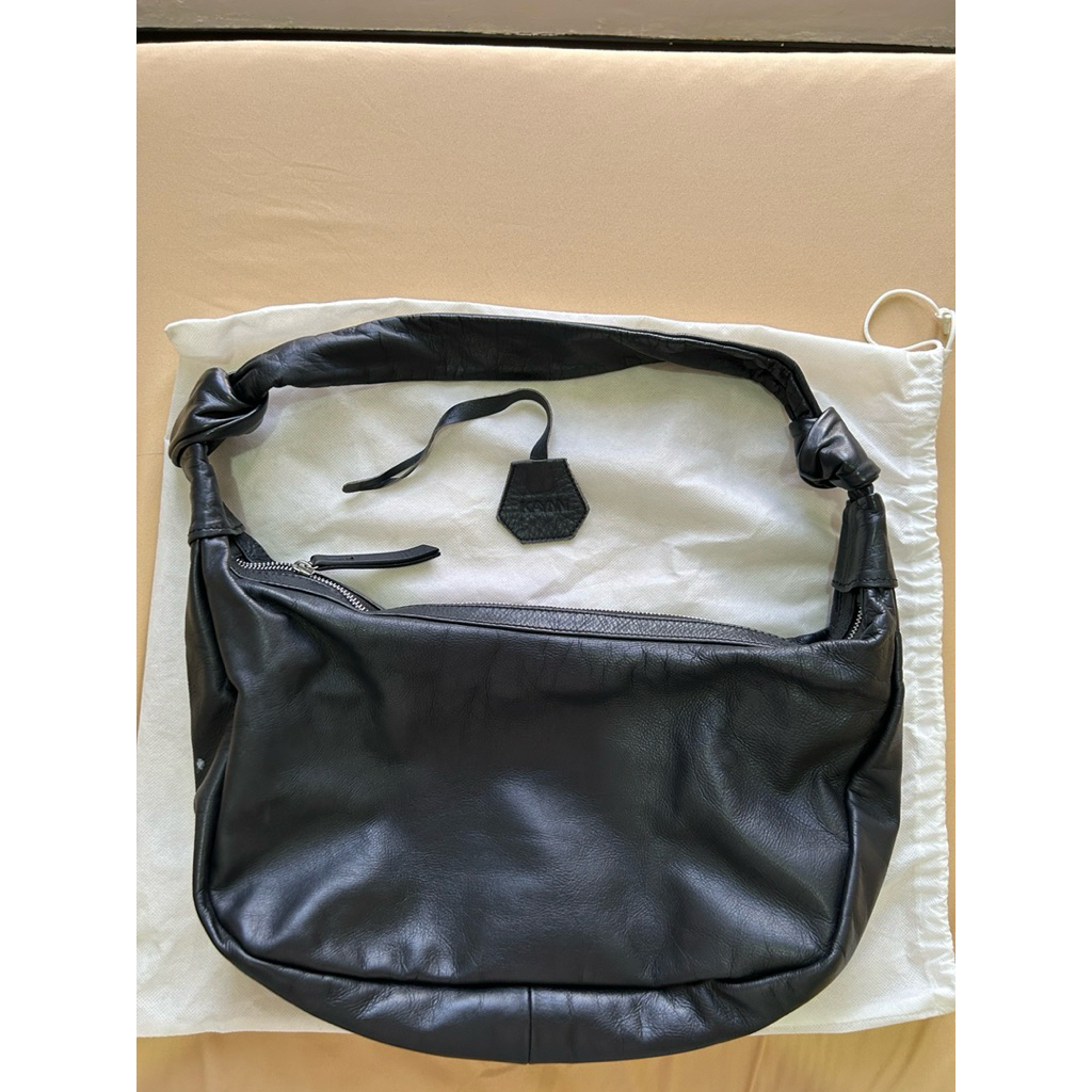 [PRELOVED] Kaynn Raia Medium Bag - Black