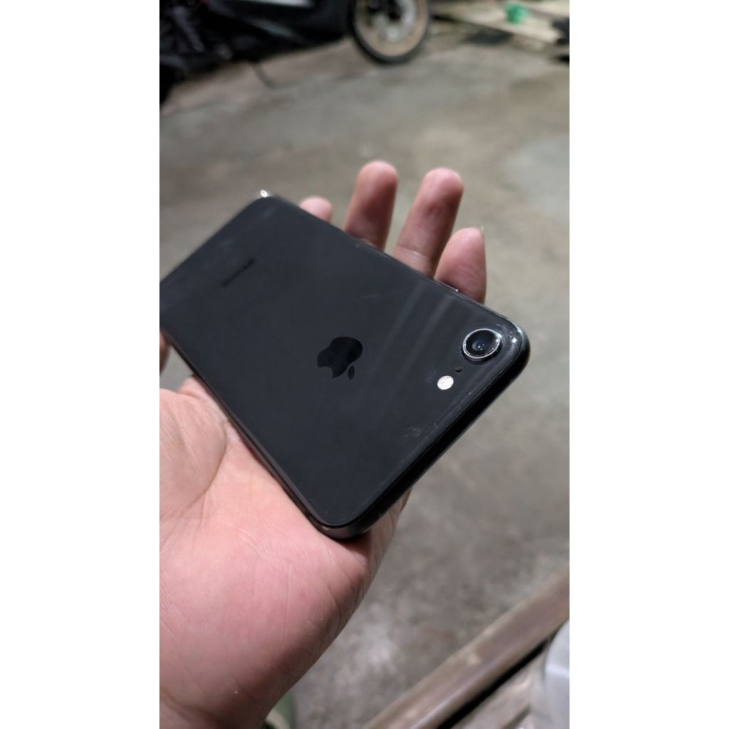 iPhone 8 64gb all operator