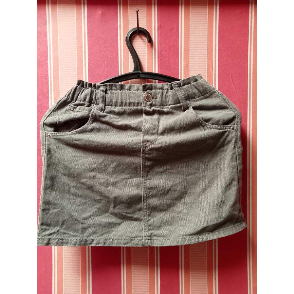 Rok Wanita 7-8th Bahan Denim Tebal Warna Abu Carcol Second