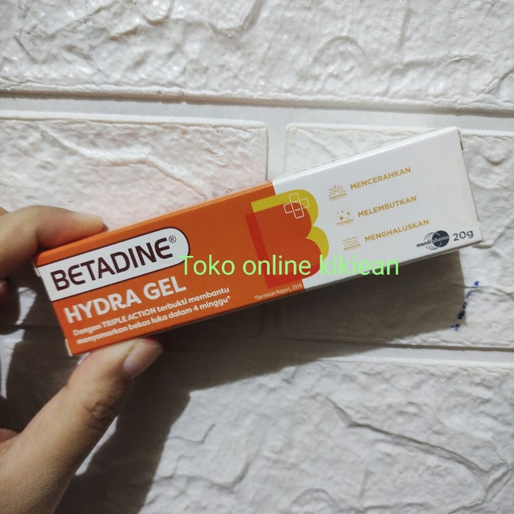 Exp.13-01-2026 Betadine hydra gel 20gr membantu menyamarkan bekas luka dan jerawat dalam 4 minggu [ 