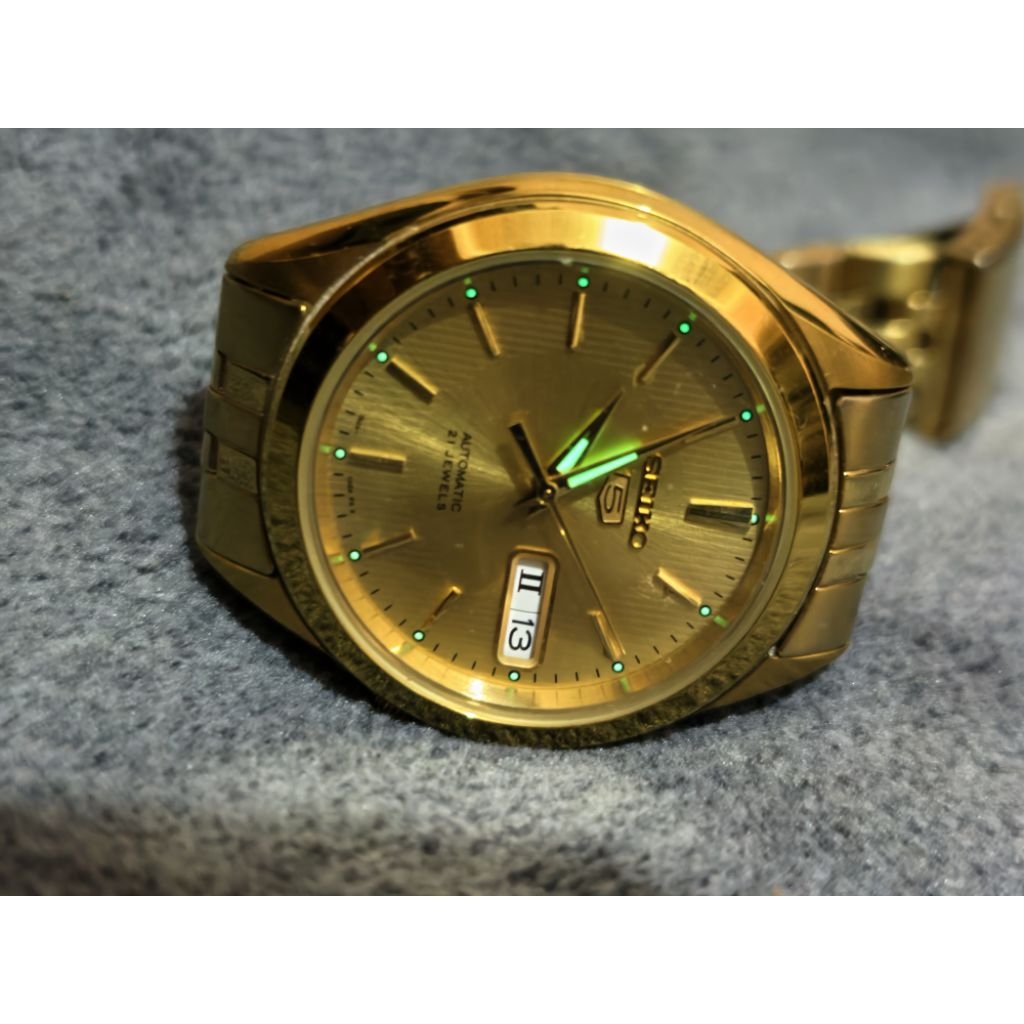 Seiko 5 Gold