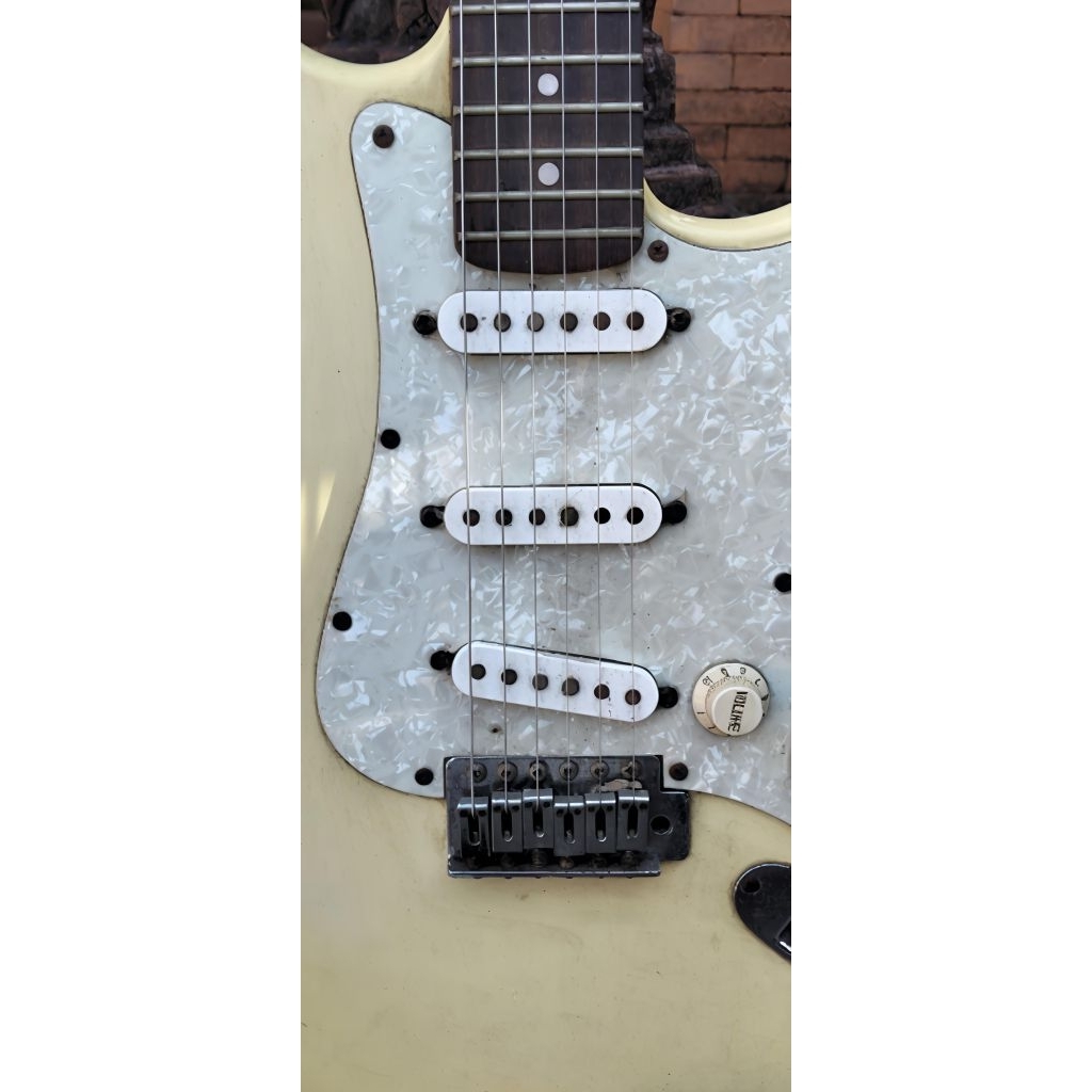 Gitar Listrik Custom Fender