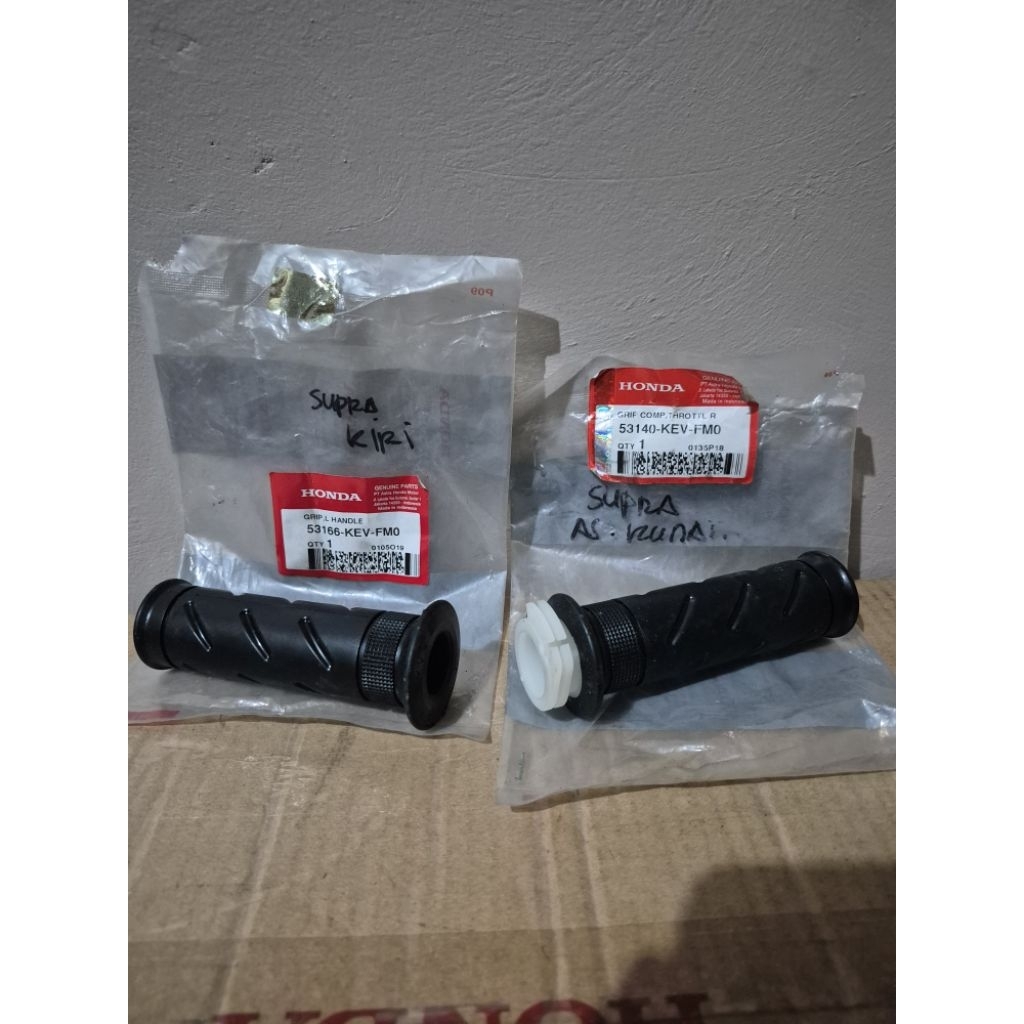 handgrip handspad karet grip gas Kanan kiri honda supra X 100 XX V lama old original ahm honda 53140