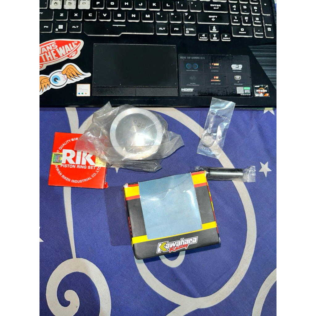 Piston Kawahara 63 Pen 14