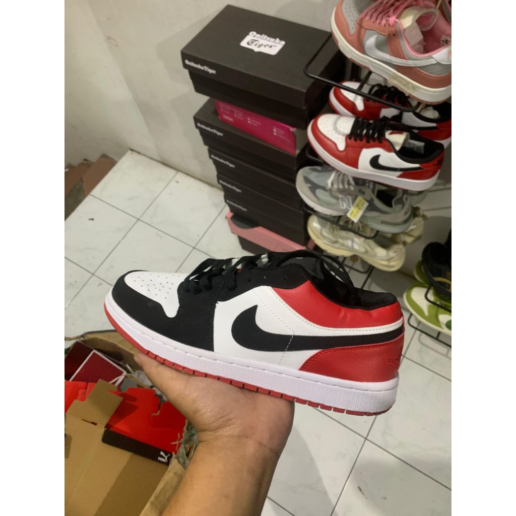 SEPATU NIKE AIR JORDAN  , thrift premium killer quality