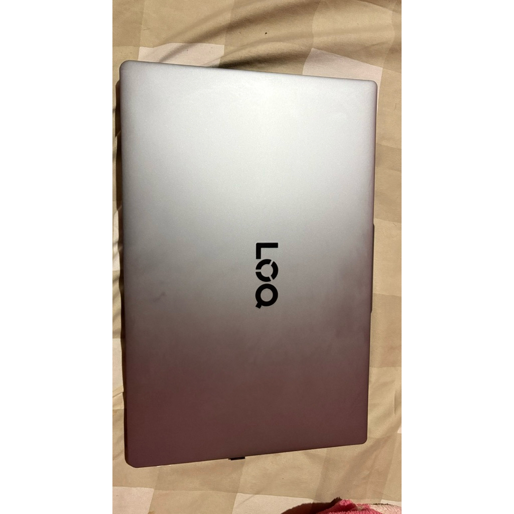 LAPTOP GAMING LENOVO LOQ 15IAX9E