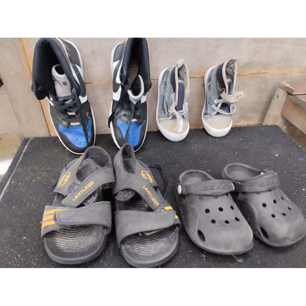 PL sepatu anak laki laki