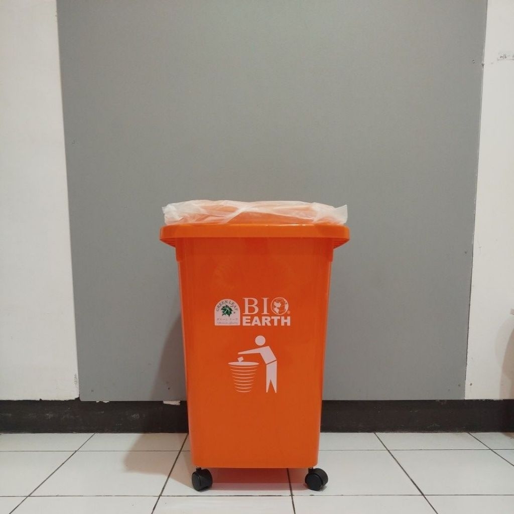 TEMPAT SAMPAH BIO 58 LITER/TEMPAT SAMPAH SEGI RODA GREEN LEAF 2134