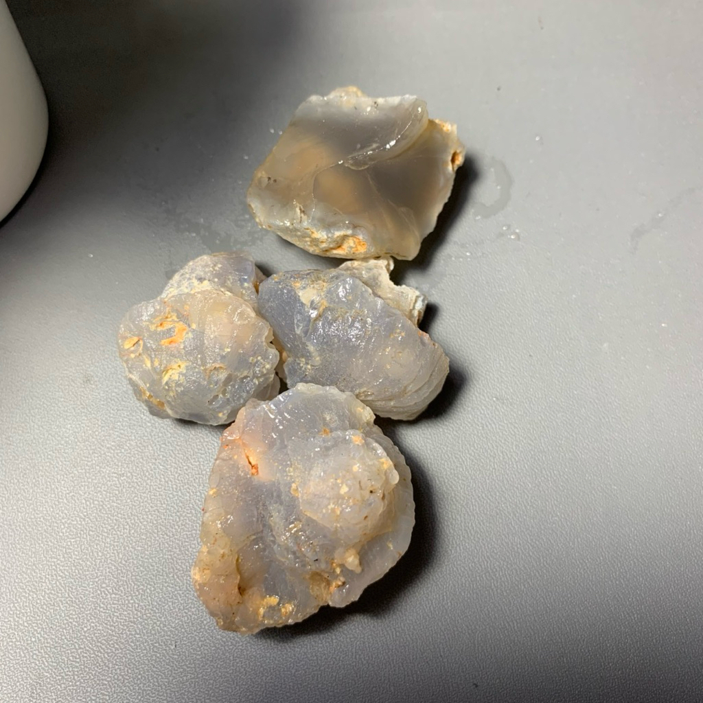 batu raja biru mizon