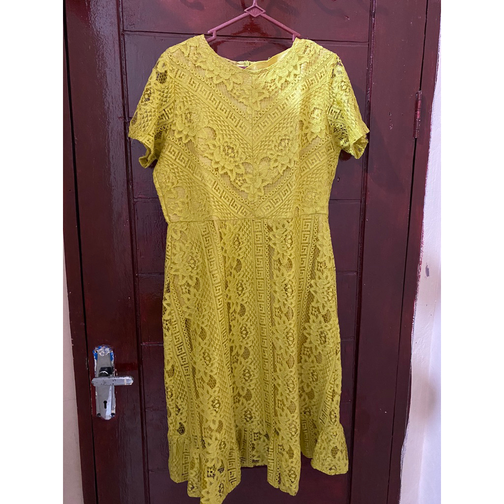 Dress brokat kuning