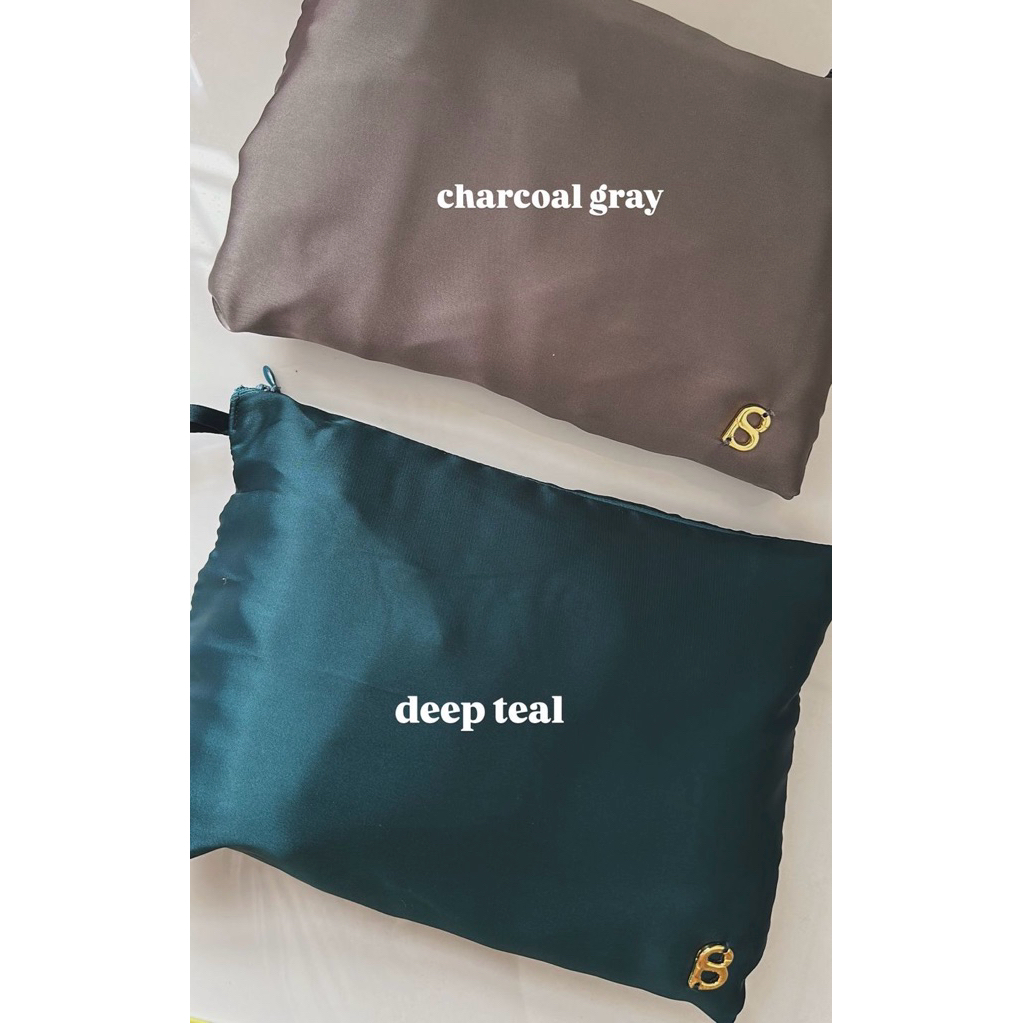 MUKENA BUTTONSCARVES