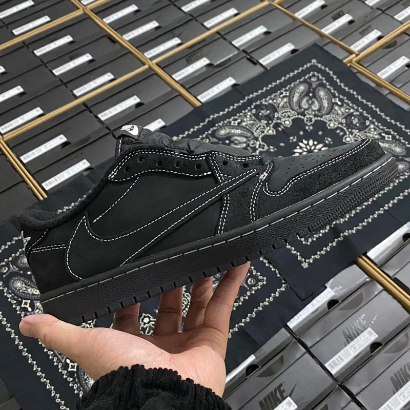 Travis Scott x AJ 1 Retro Low OG SP Black Phantom (Bandana Version)