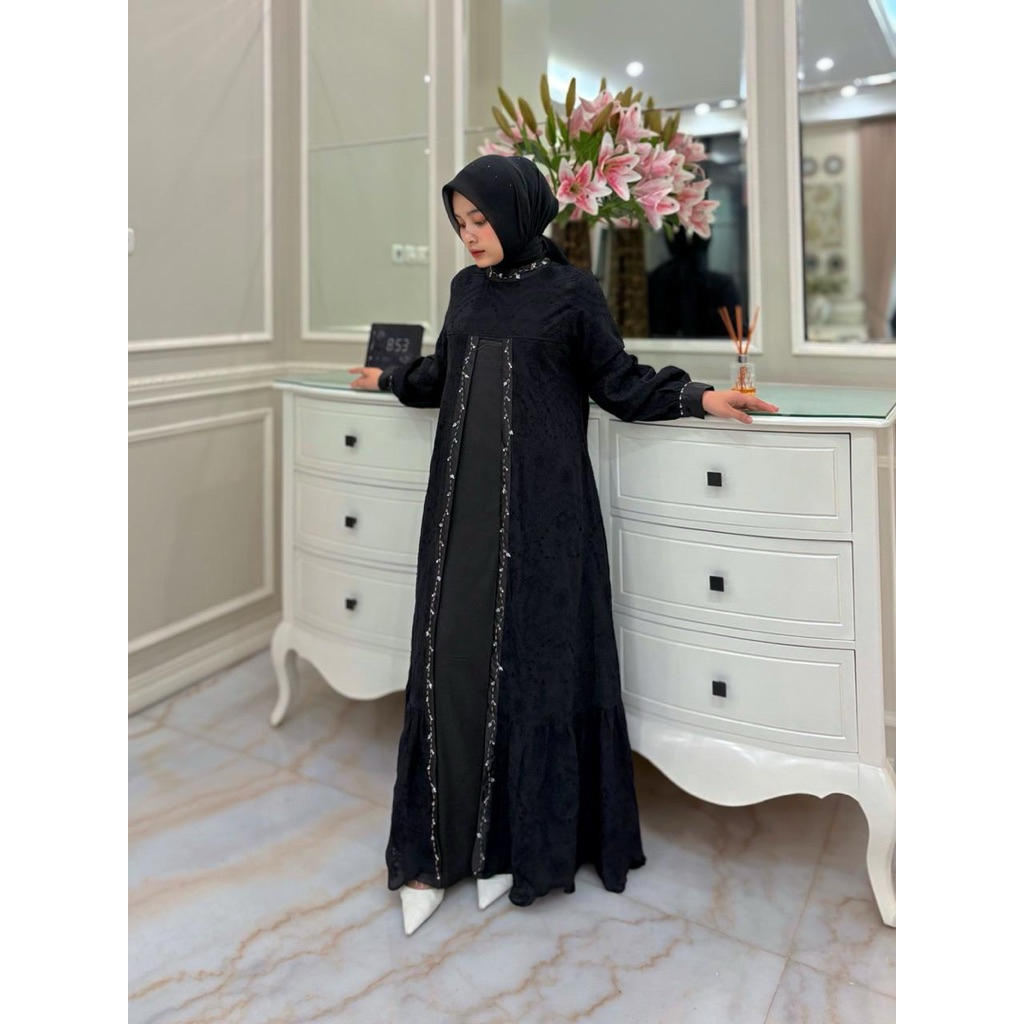 Gamis katun bordir mix armanisilk (2 layer) + fayet Retliting belakang  Tangan ada kancing manset Or