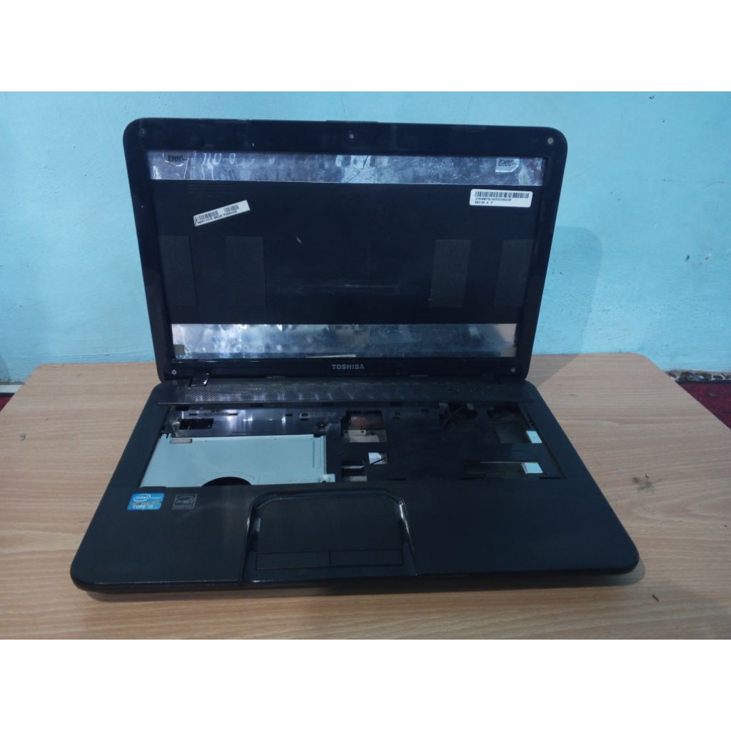 Kesing Case Casing Cesing Laptop Toshiba Satellite C800 C800D C840 C840D