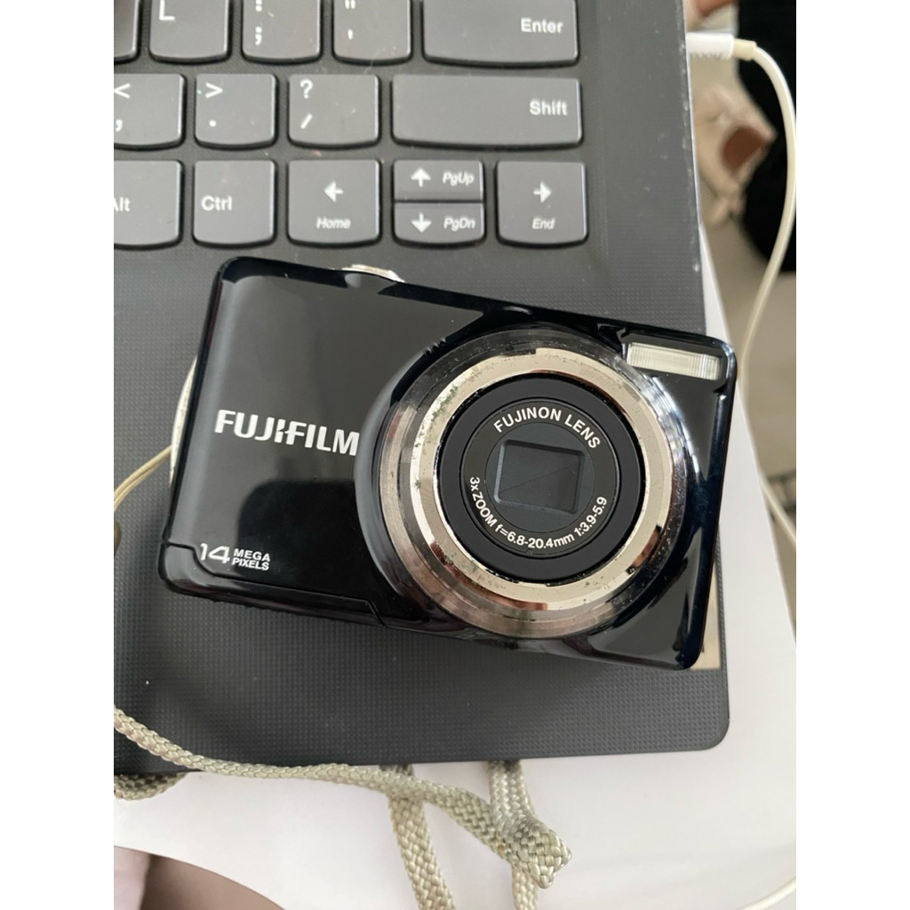 Digicqm FUJIFILM finepix JV300