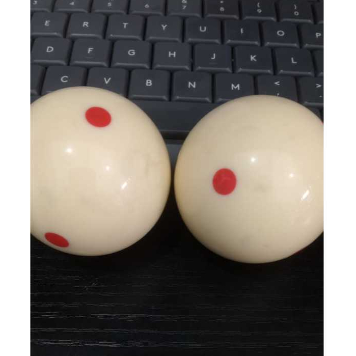 Bola Putih Billiard Satuan bola biliyar putih ukuran 57.2 Bekas 90%