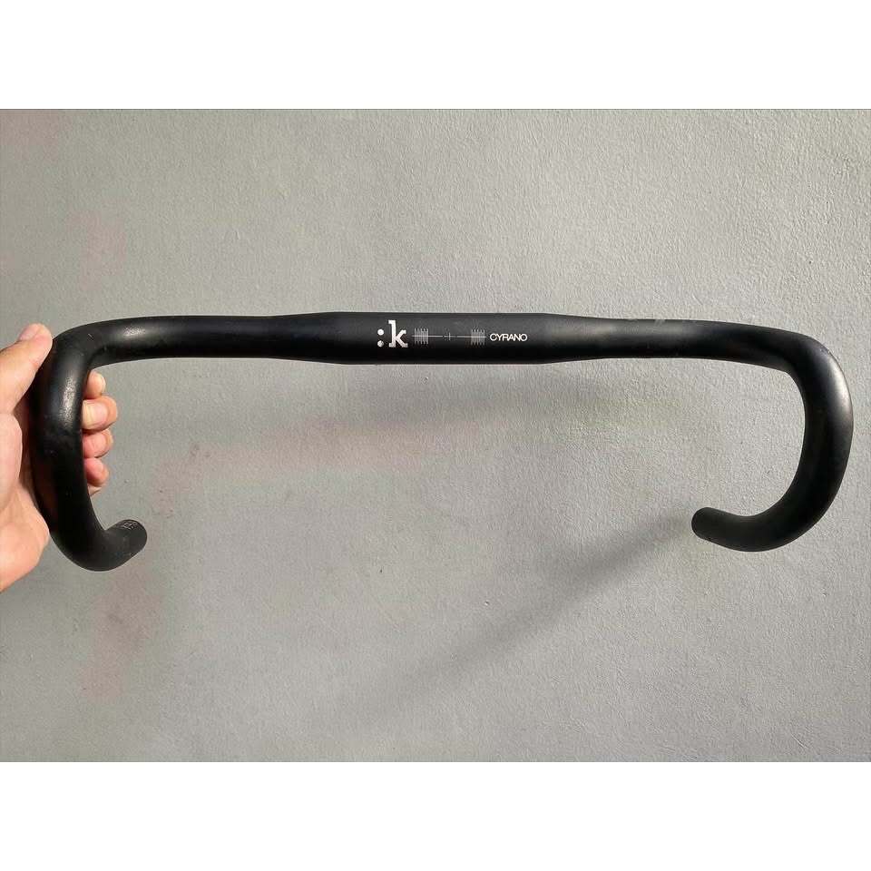Dropbar Fizik Cyrano Spine Concept, compact 400 mm OS