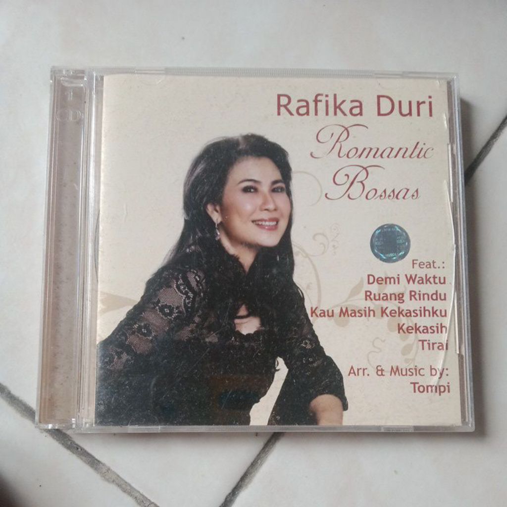 CD Rafika duri romantic bossas