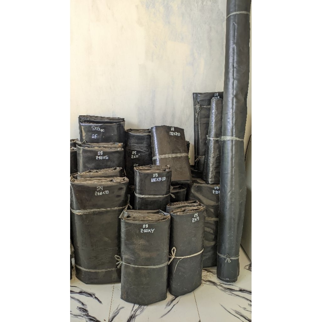 HDPE/GEOMIMBRANE BEKAS TAMBAK LEBAR 4x1 TEBAL 250 MICRON