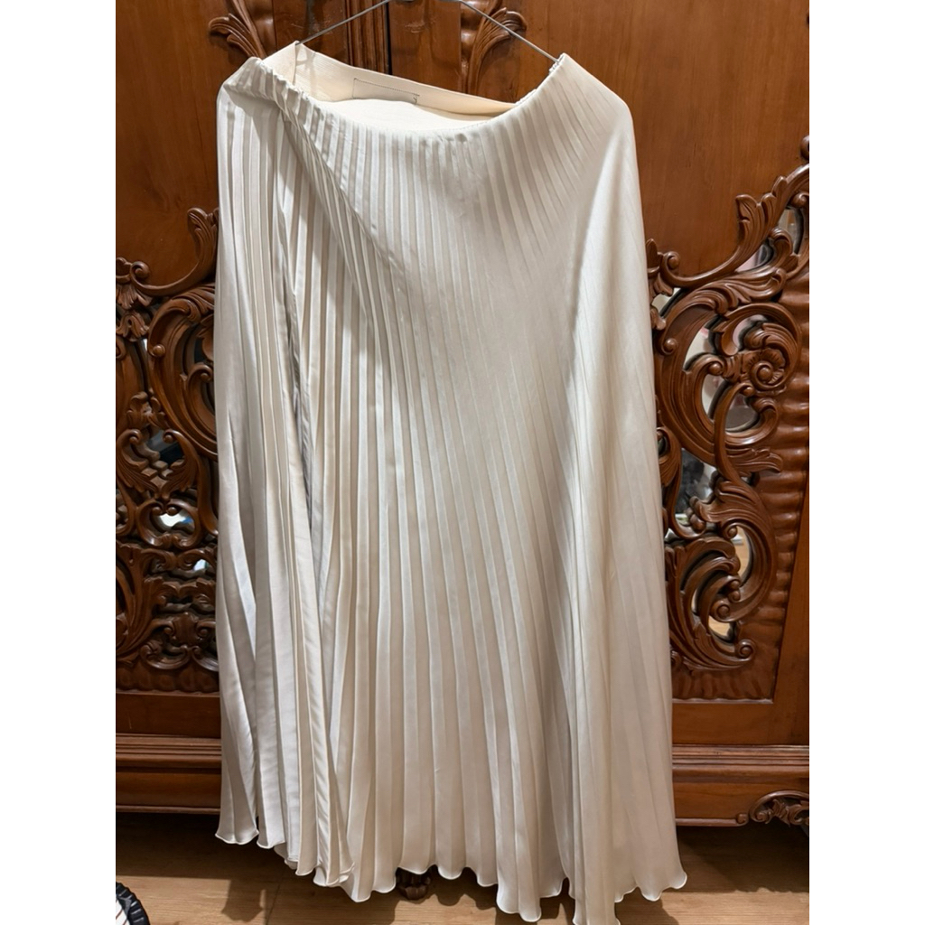 PRELOVED PLEATED SKIRT ZARA ORIGINAL