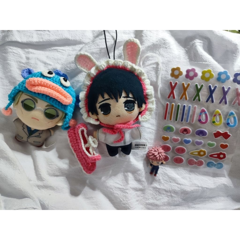 jangan di co sembarangan: kk narumi custom rajut kk narumii + sticker + hugcot yuji