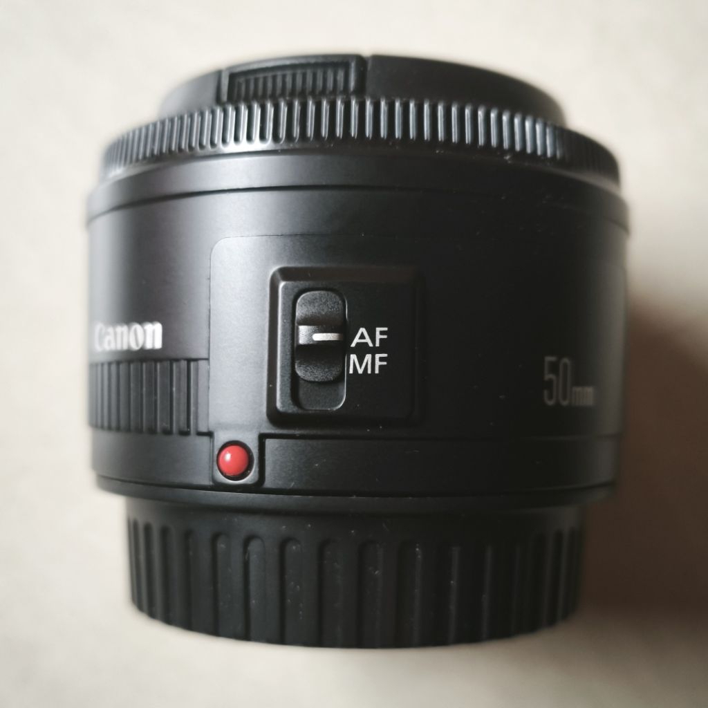 lensa canon fix 50mm 1:1.8