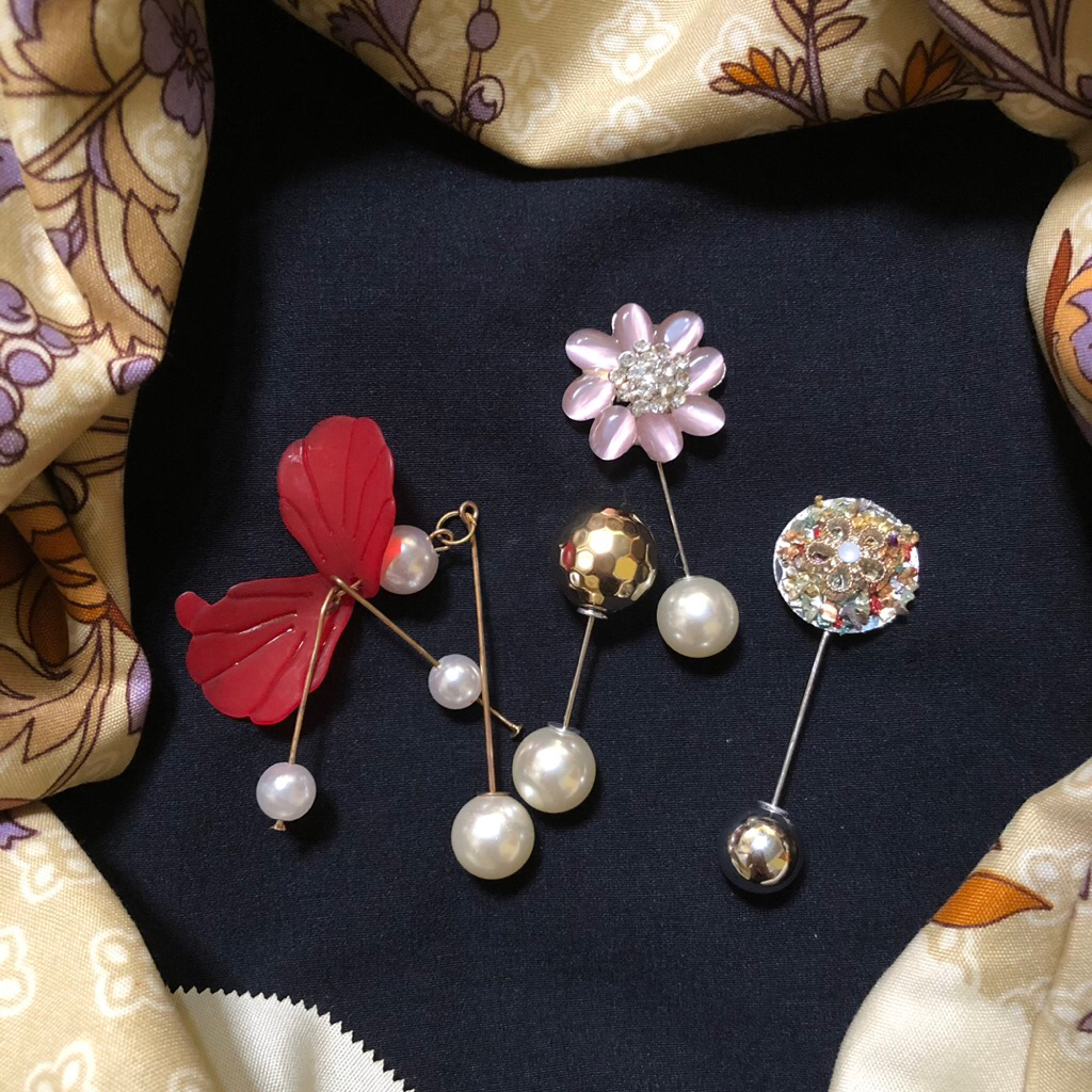 falhala - TUSPIN  HIJAB PIN JILBAB ALA KOREA KEKINIAN BROS DAGU PENITI KERUDUNG BROS DADA