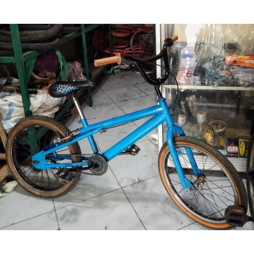 Sepeda Bmx Pacific 20"
