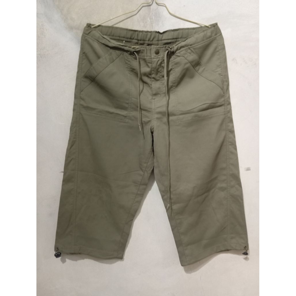 celana wanita tali serut/pinggang karet uniqlo