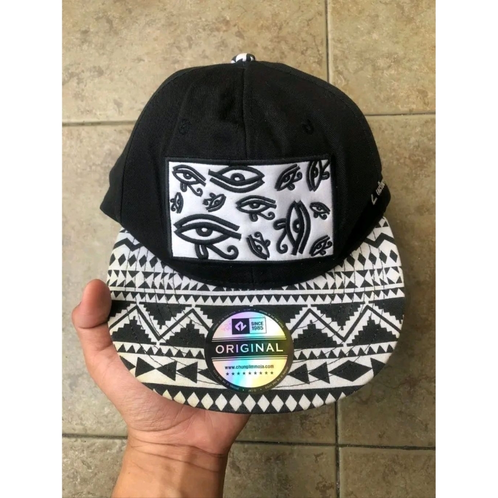 TOPI CHUNGLIM X CUBE