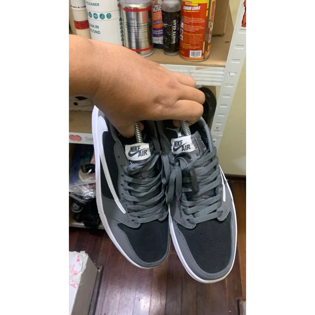 sepatu nike air jordan 1 travis low og abu abu