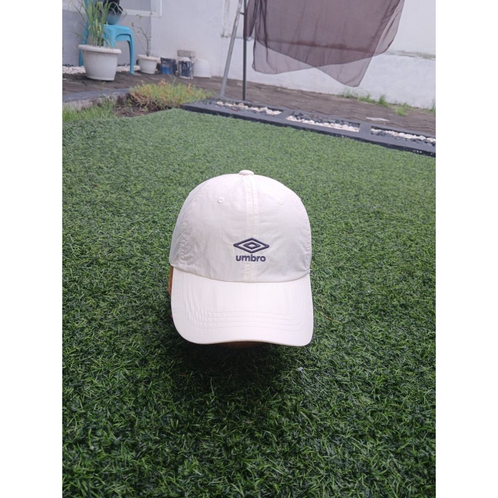 topi umbro olahraga santai mall
