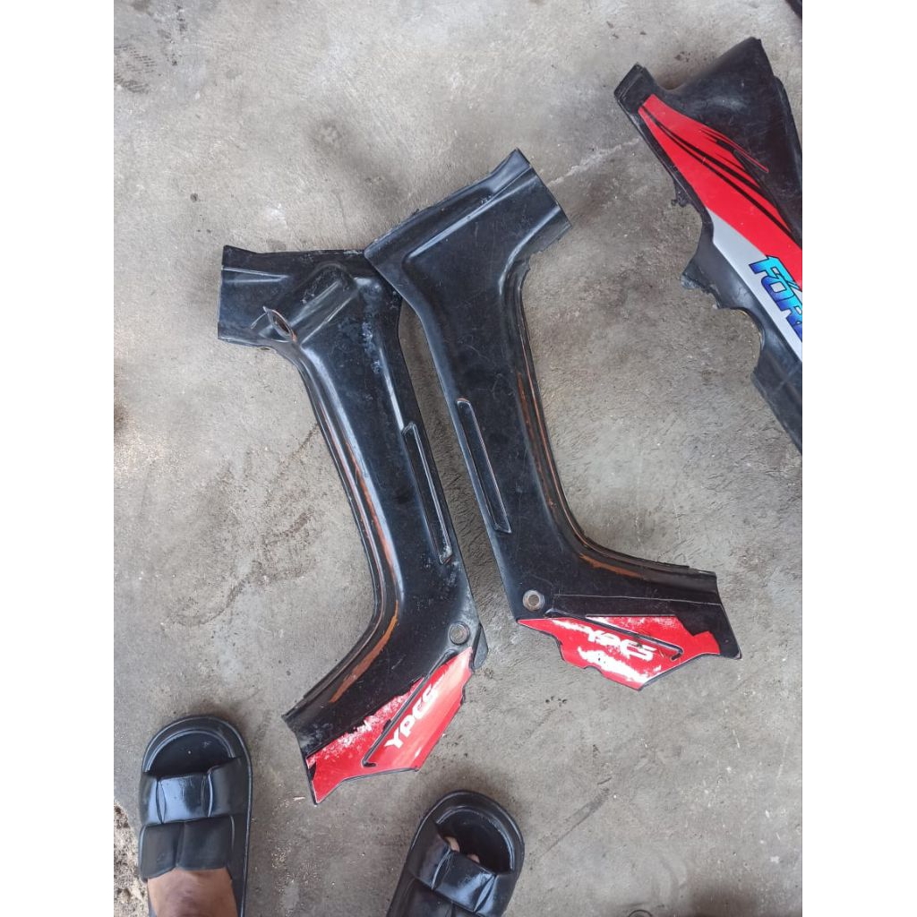 LENGSIL SAYAP DALAM YAMAHA FORCE 1/FIZ ORIGINAL