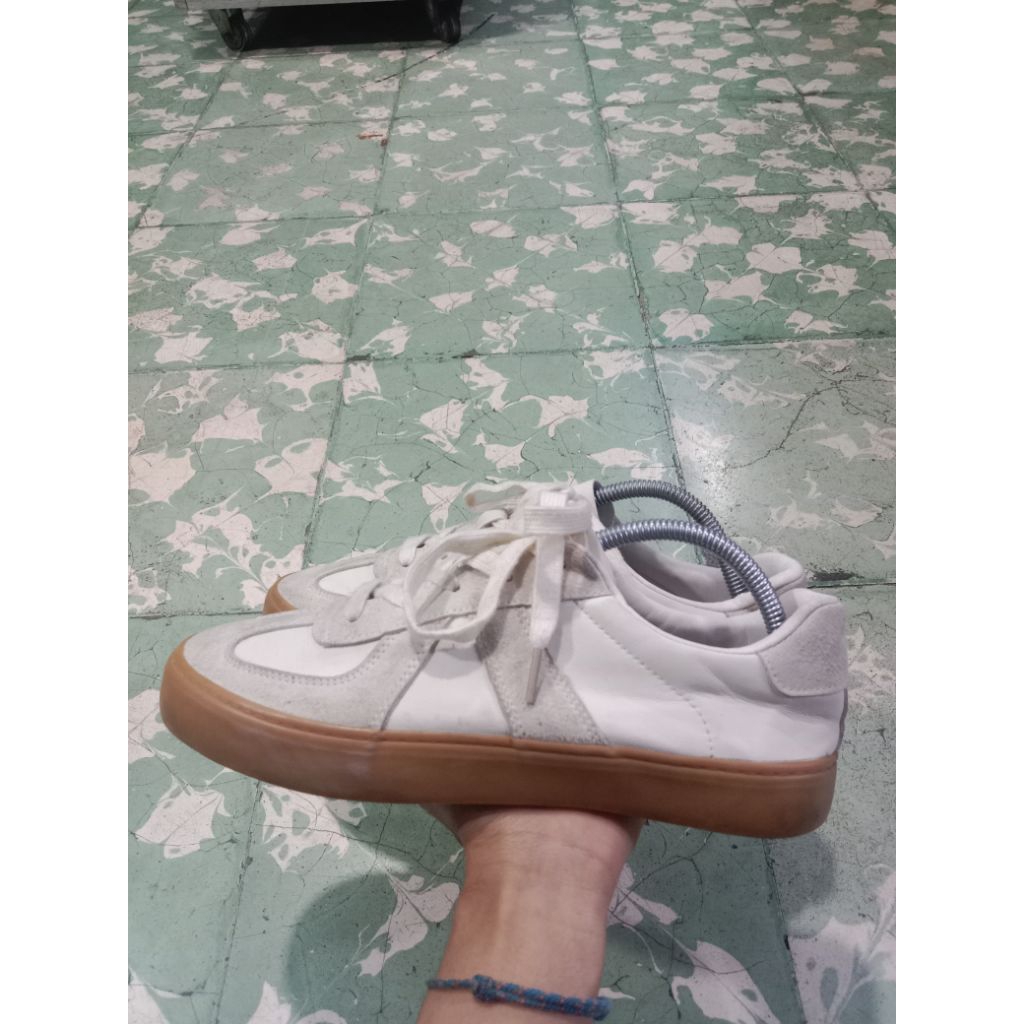 Sepatu Hotwind Pria Second Original(42)