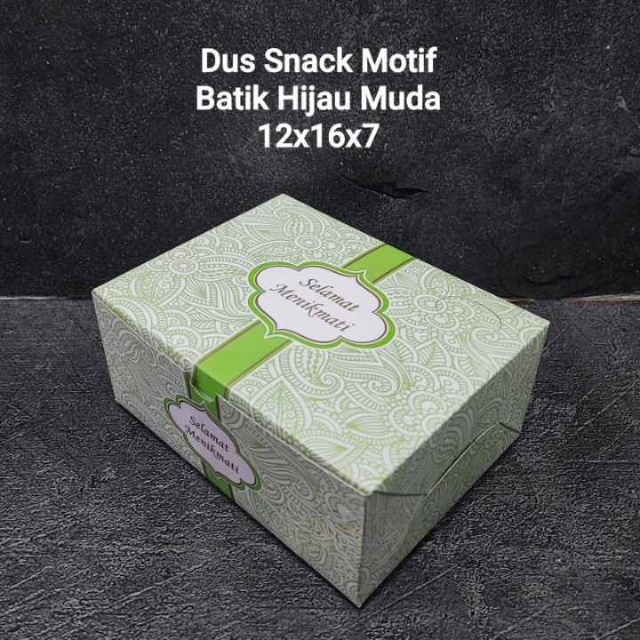 (50 Pcs) Dus Snack Warna Hijau Motif Batik Hijau Kekinian Box Packaging Makanan Ukuran 12x16 310gram