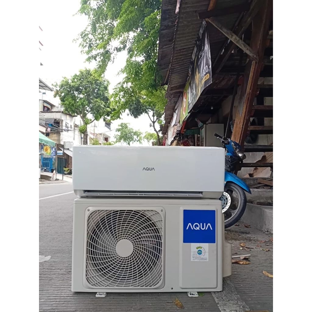 AC Aqua 1/2 PK R 32 second (free ongkir se-jabotabek) to