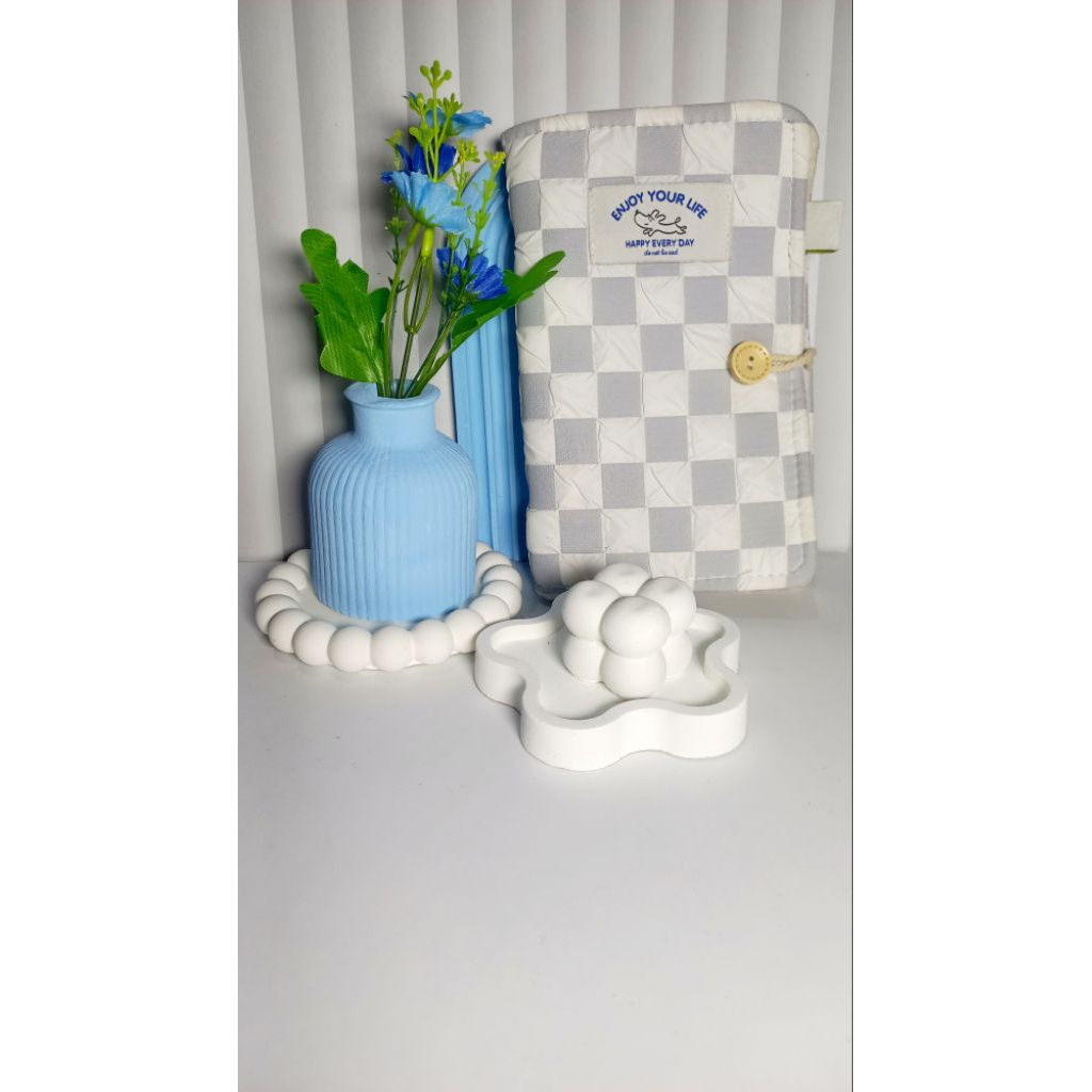 YAMANEKO - Binder A6 Aesthetic