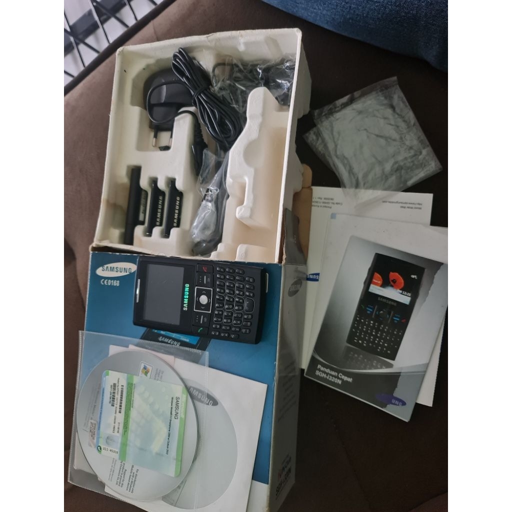 Samsung SGH-i320N, PDA Samsung Windows Mobile jadul GSM