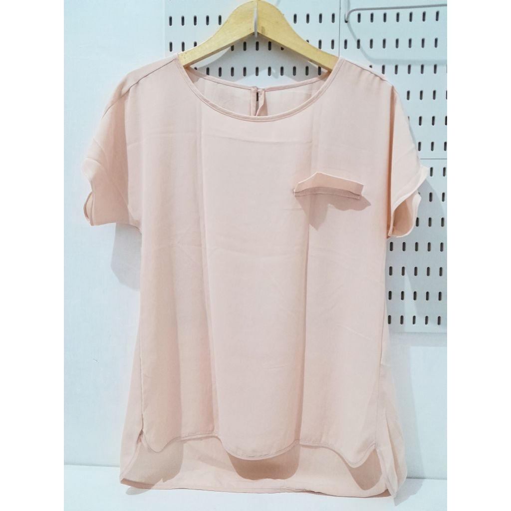 Atasan Blouse Wanita Warna Peach