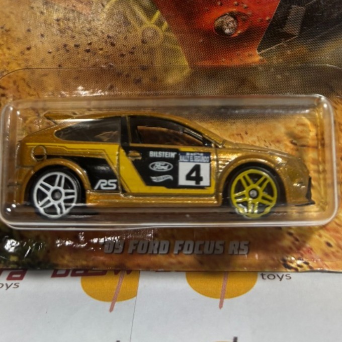 Hot Wheels ’09 Ford Focus RS Die-Cast Toys