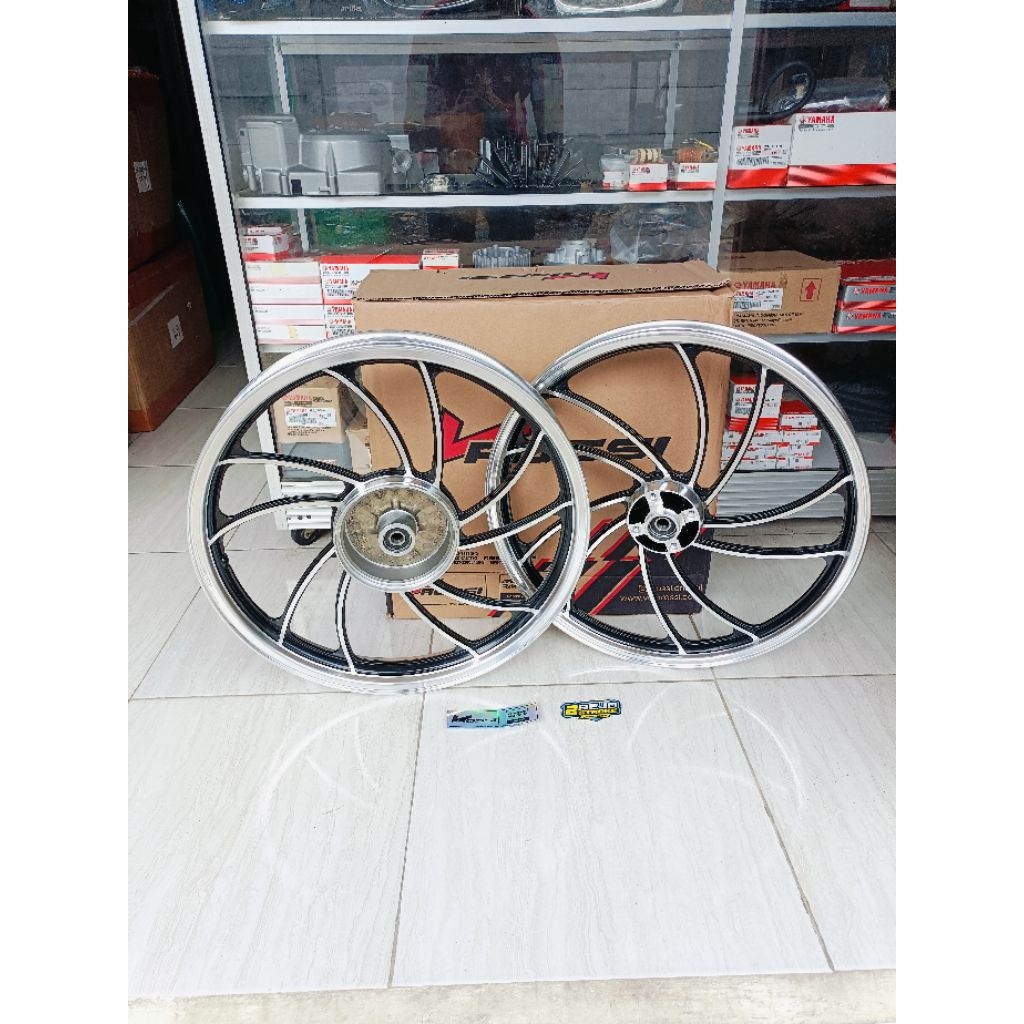 VELG CEFIRO RXKING VELG ROSSI SPRINT VORTEX PNP RXK RXKING RING 18 UKURAN 160/185