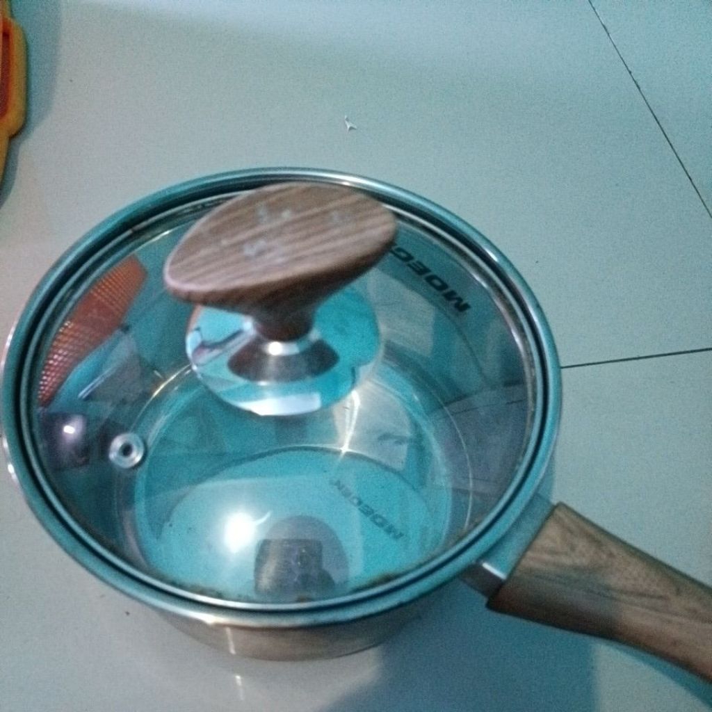 Sauce pan 18 Moegen