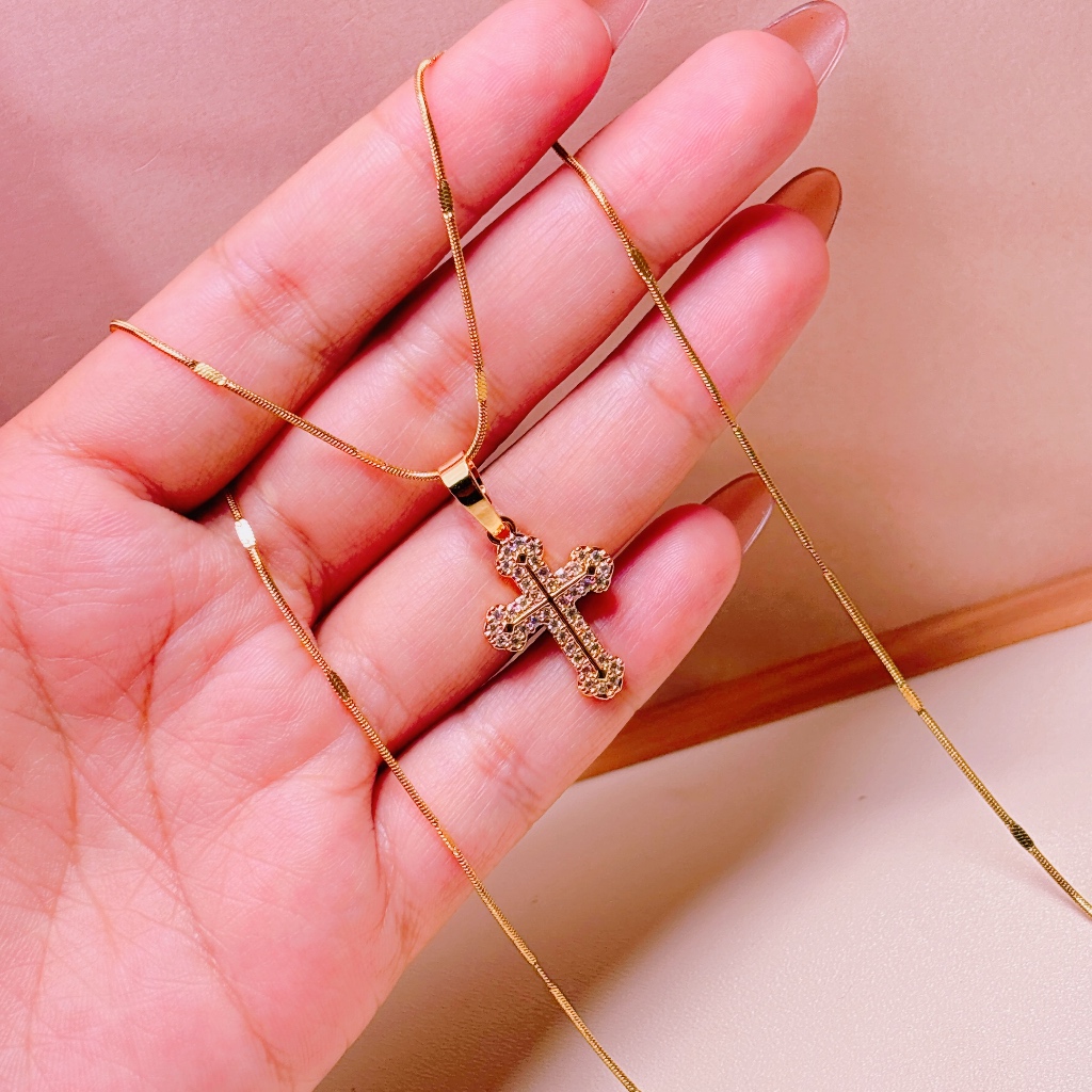 Aish.Jewelry Kalung Salib TItanium  Import Perhiasan Emas Bestseller kalung Salib Permata Lapis Emas