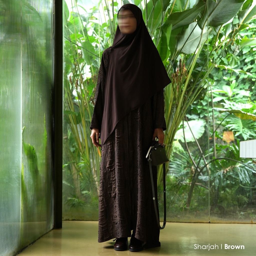 Nehhat Sharjah Abaya