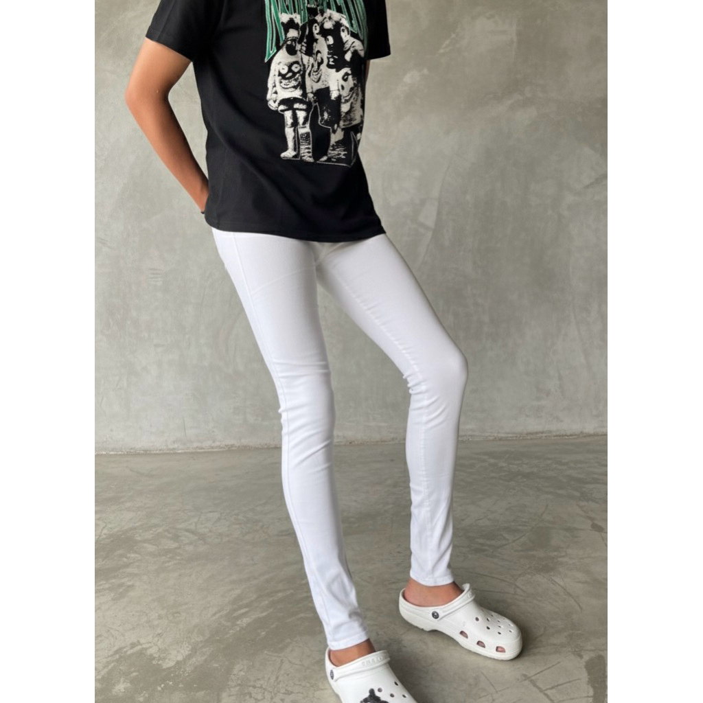 Skinny Jeans Uniqlo Putih Tulang Pria Like New -